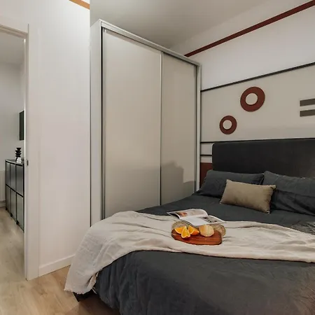 Cinar - 2 Bedrooms And Balcony In Sant Antoni